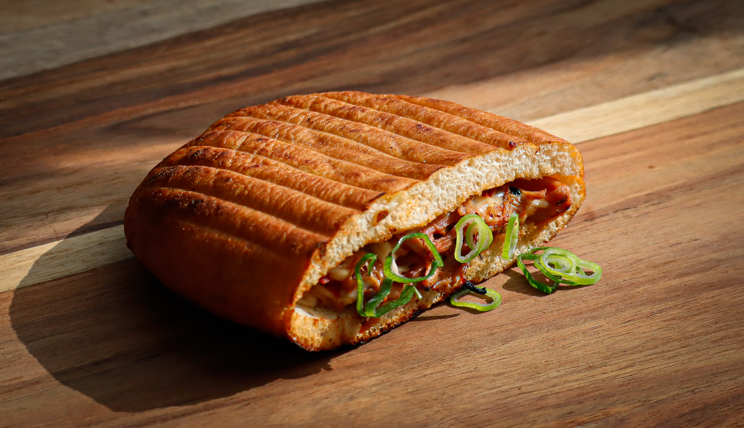 Lángos Pulled Pork Tosti